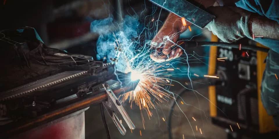 Jaki kurs spawacza najlepiej zrobić, aby zdobyć dobrą pracę?