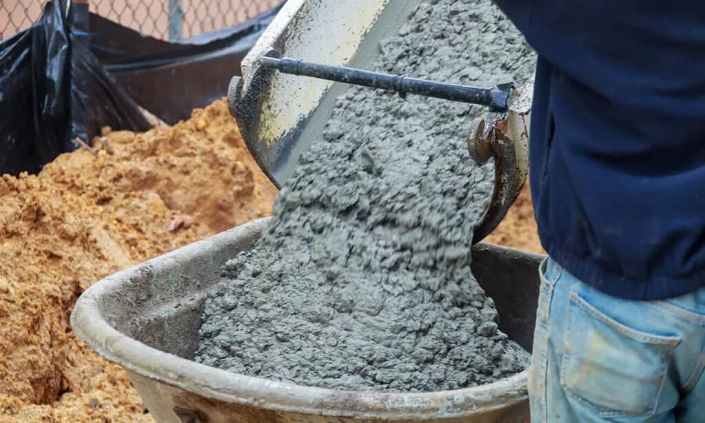Ile żwiru na metr sześcienny betonu? Sprawdź, ile naprawdę potrzebujesz