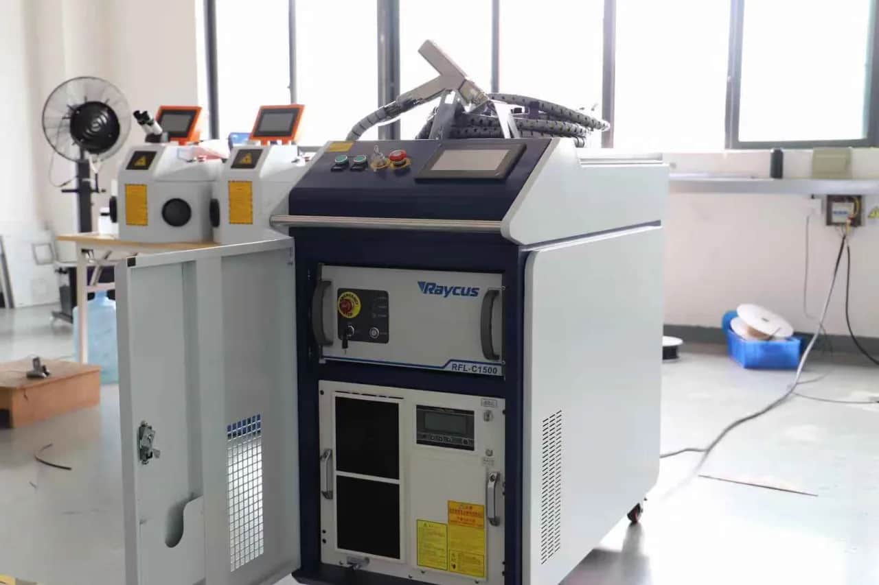 Spawarka laserowa ile kosztuje? Ceny, które Cię zaskoczą!